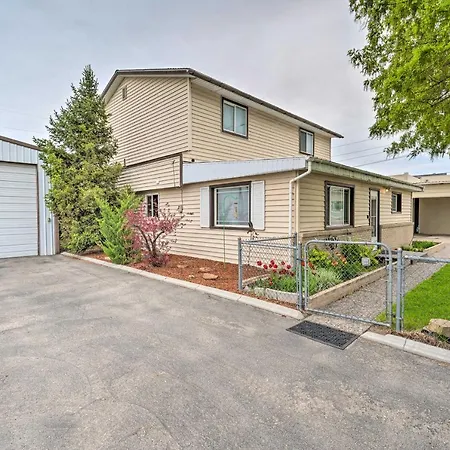 Villa Caldwell House With Grill About 1 Mi To Downtown!